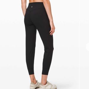 Lululemon Align Joggers 28”